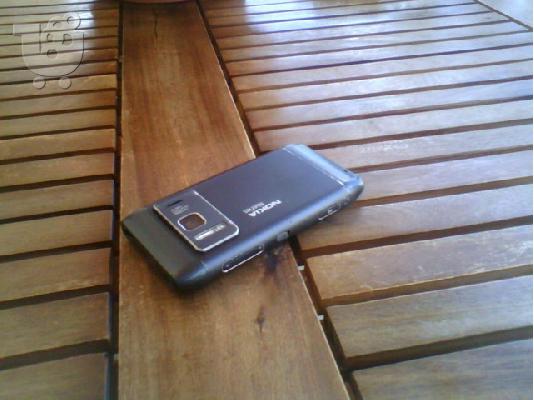 Nokia N8